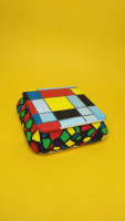 /album/galleria-foto-anno-2026/portafioie-mondrian-jpeg/